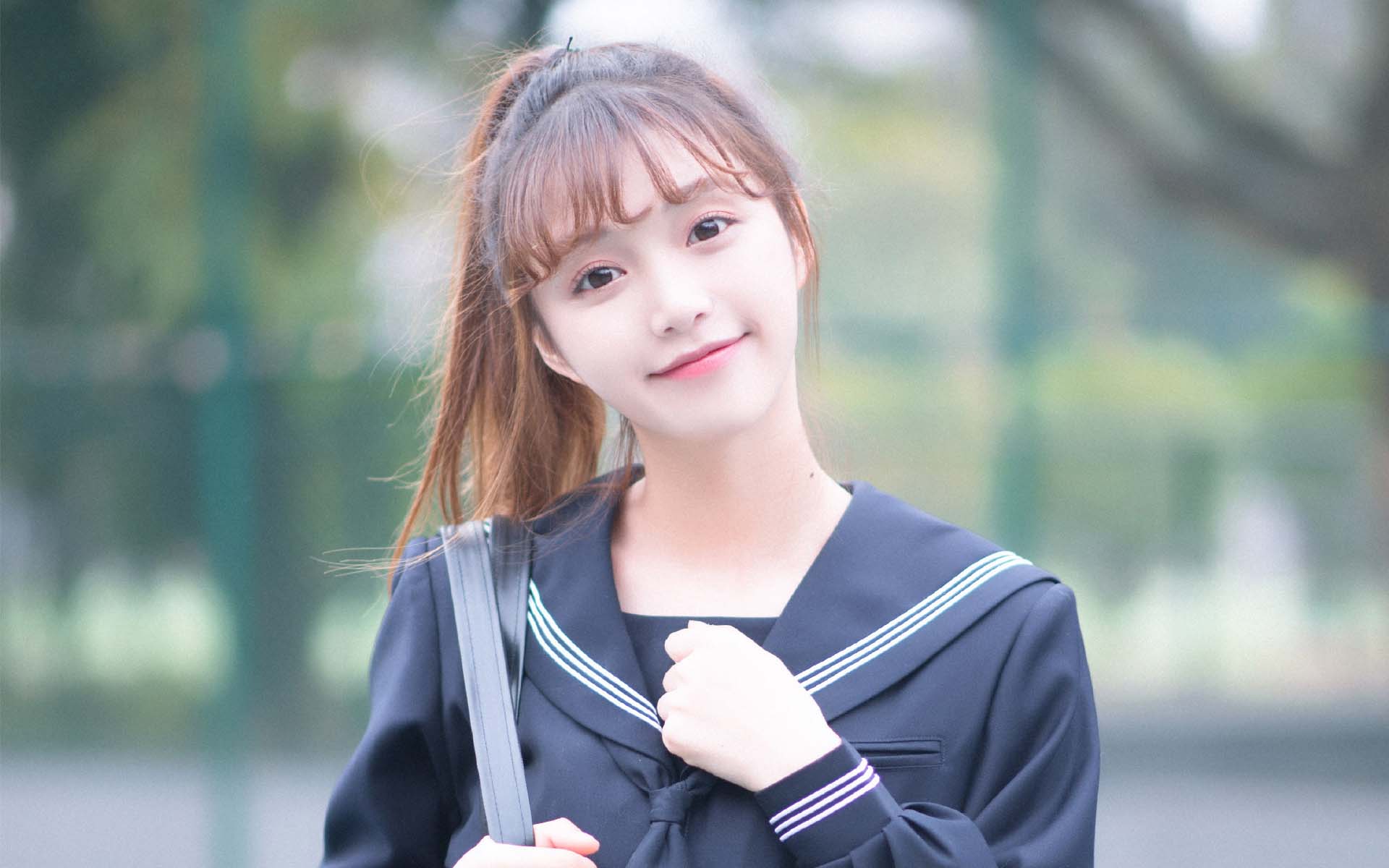 热播封面